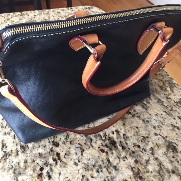 Dooney and Bourke - Picture 6 of 8